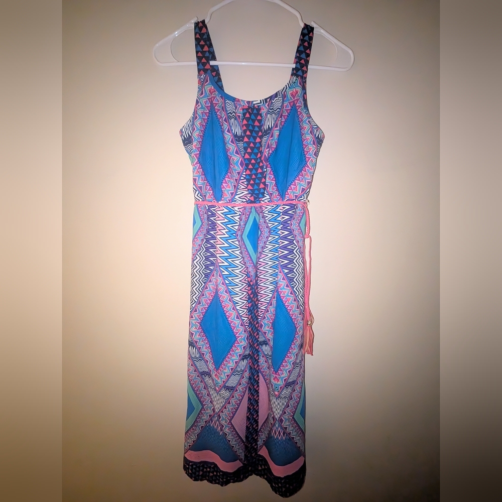 Paper Doll Boho Maxi Dress With Belt Size 10 Colorful Geometric Print Dress